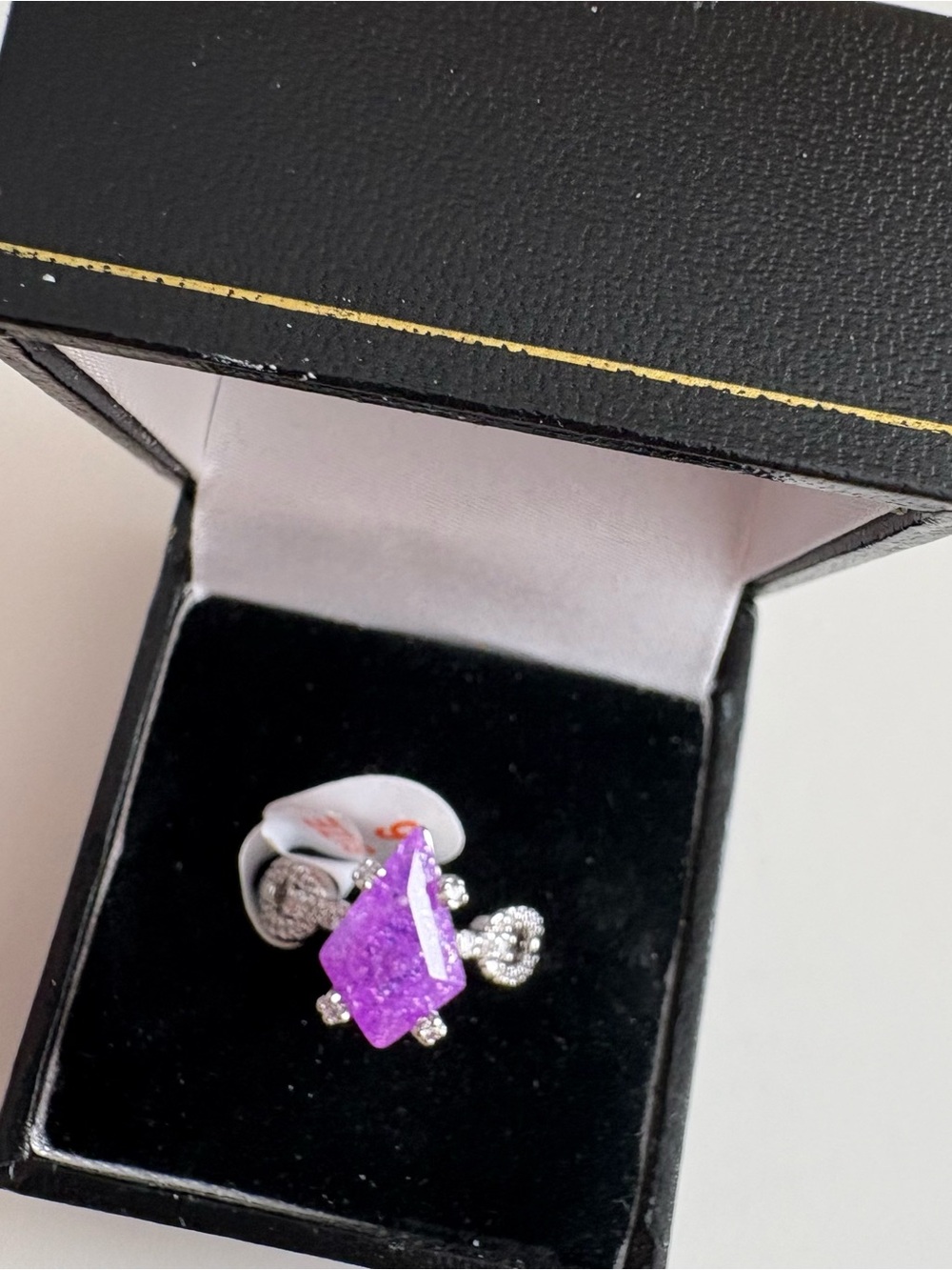 Bomb Party A Secret Between Us Ring RG91661 Lavender Ice Crystal Rhodium Plating